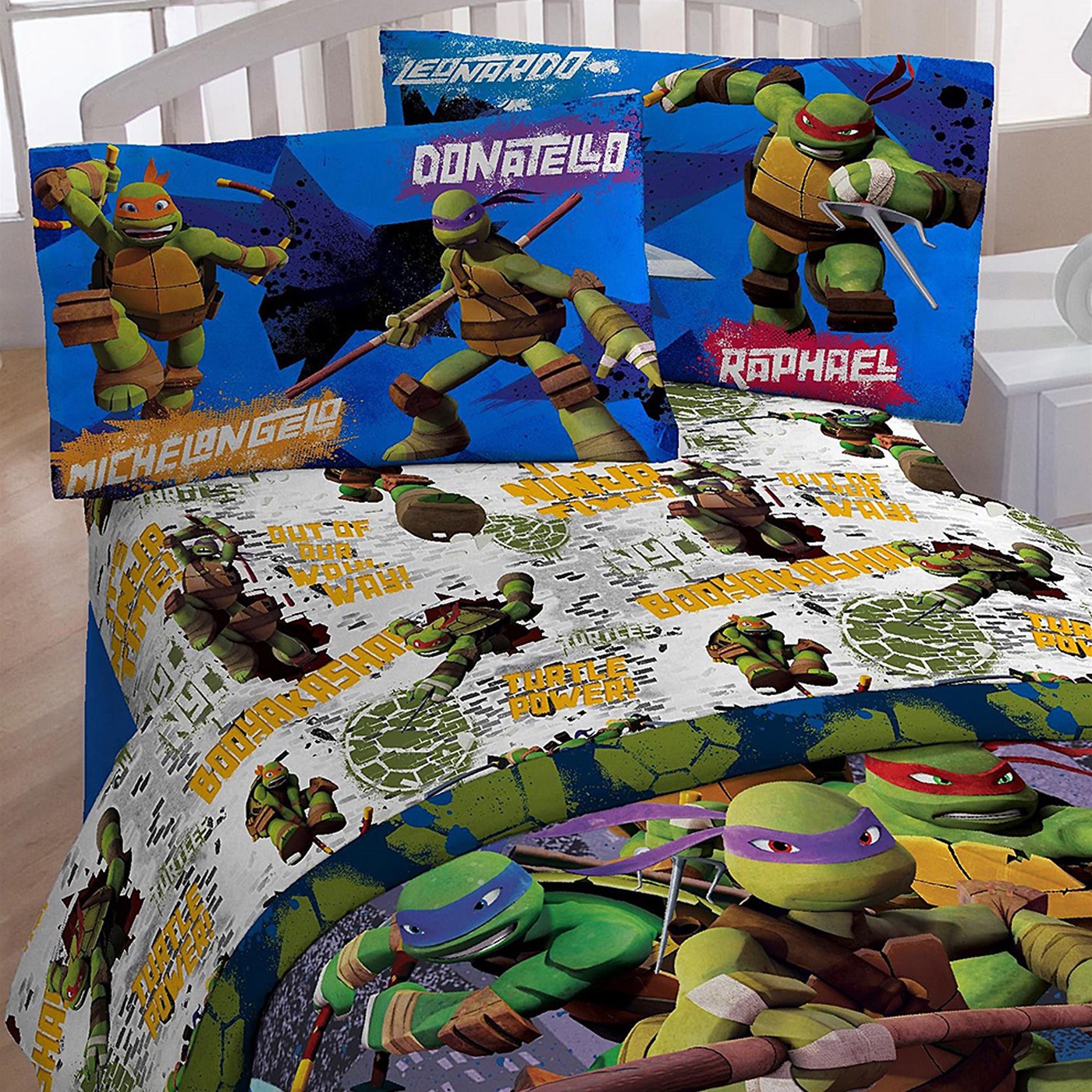 TMNT NYC Twin Sheet Set, White