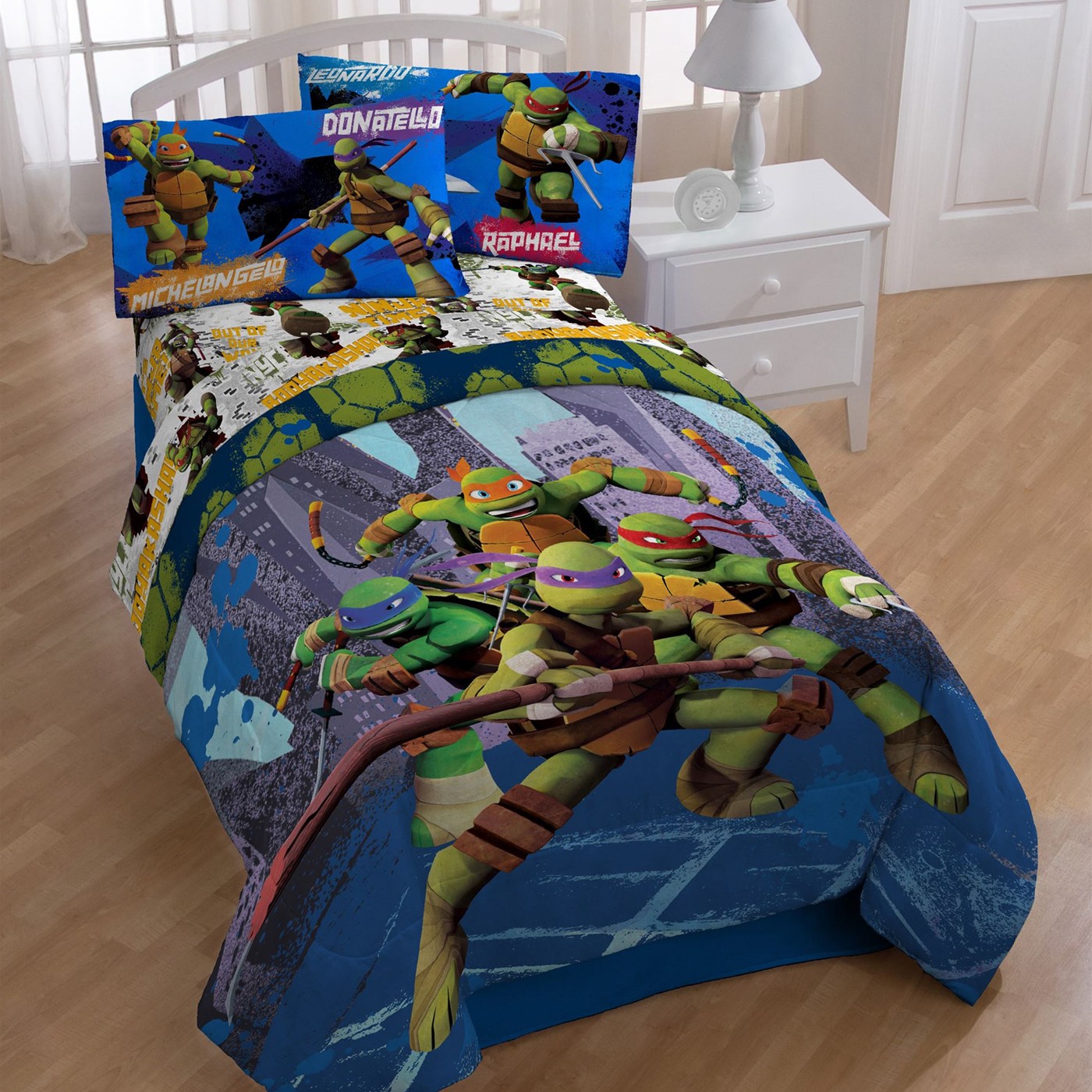 TMNT NYC Twin Comforter, Blue