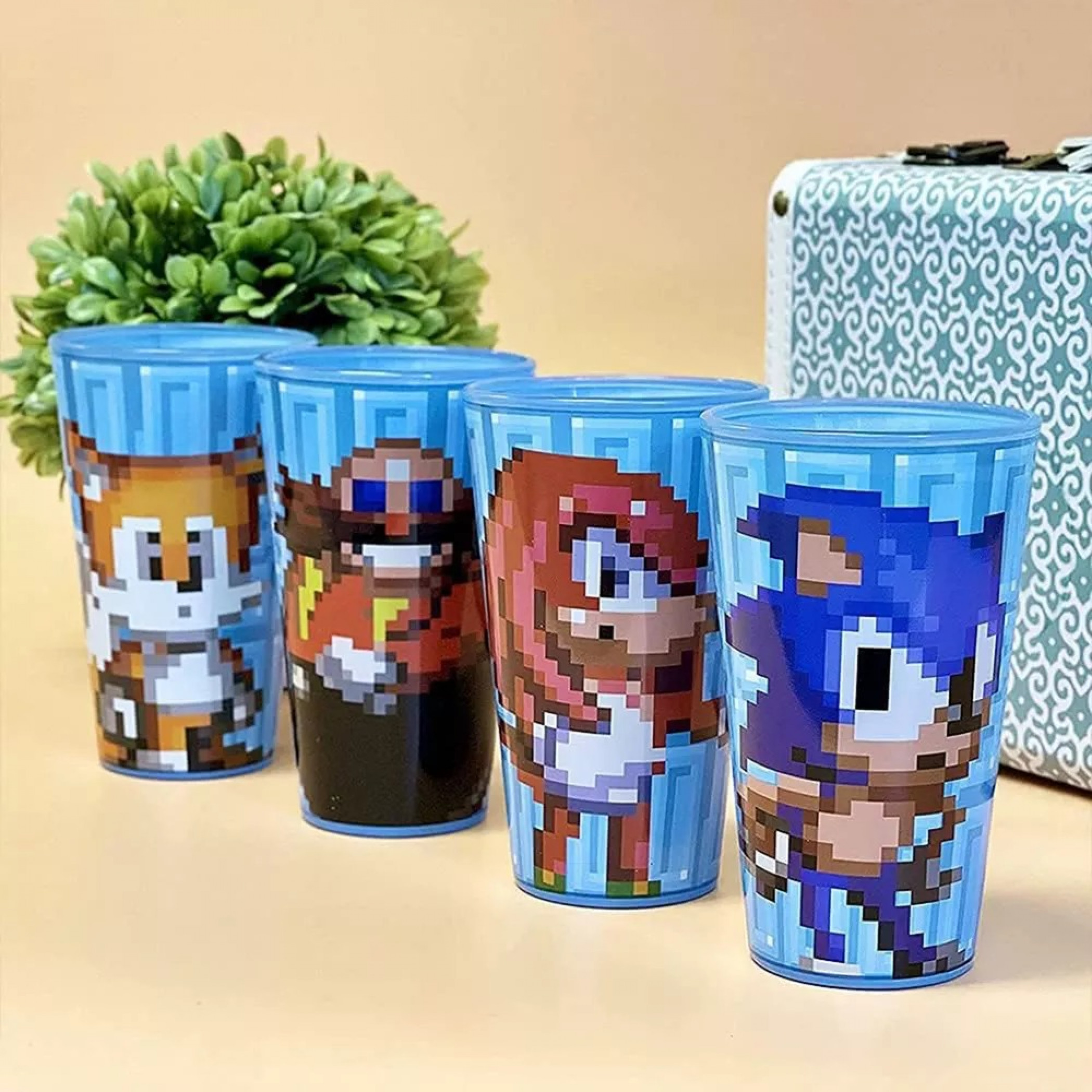 Sonic the Hedgehog Character Sprites Glass Set of 4 Tumbler Cups