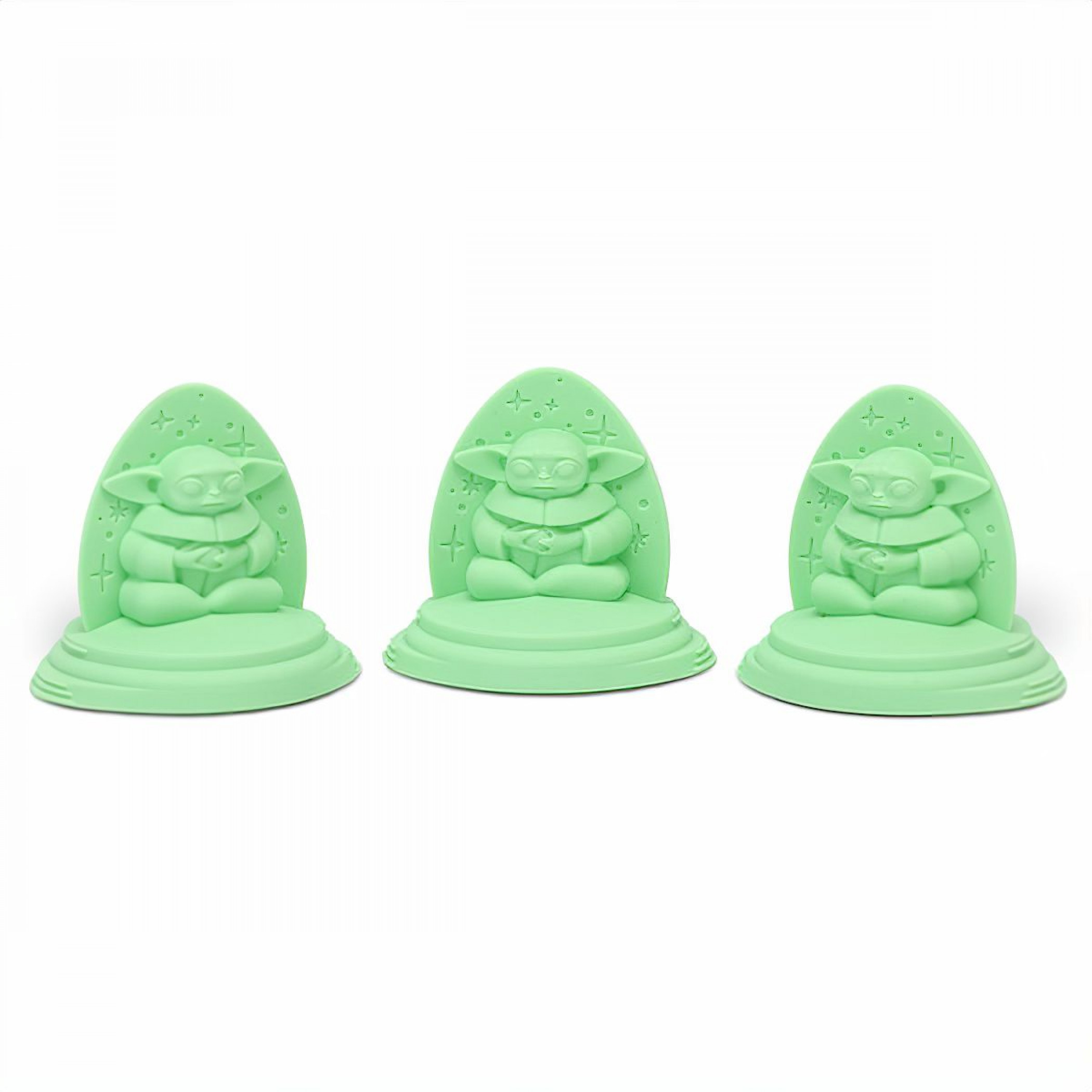 Star Wars The Mandalorian Grogu Ice Mold Set, Green