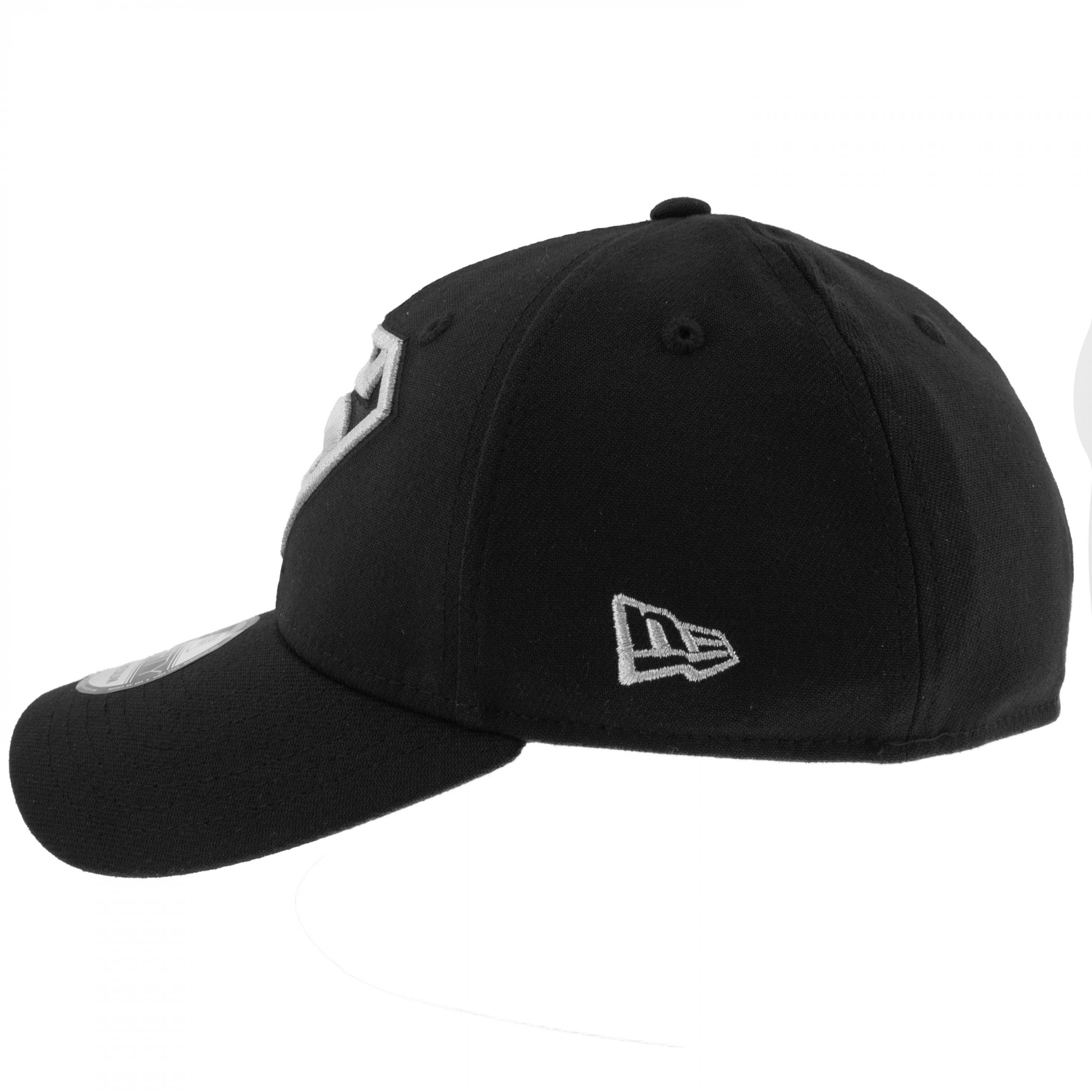 Superman Silver Logo New Era 39Thirty Fitted Hat Black - Picture 10 of 24